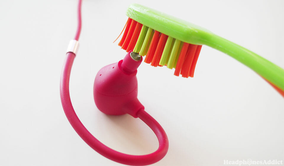 5 TIPS MERAWAT EARPHONE YANG WAJIB KAMU TAHU